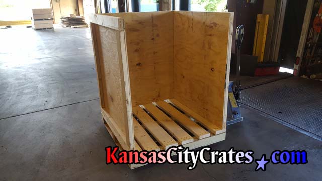 Second HD industrial crate for accessorial parts to Laser Calibration machinery