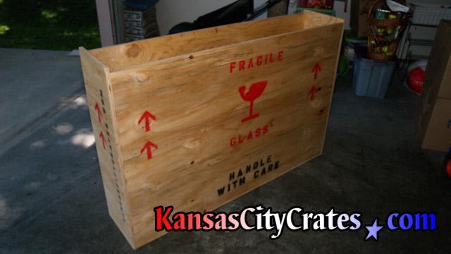 Solid wall export crate for moving flat panel tv.